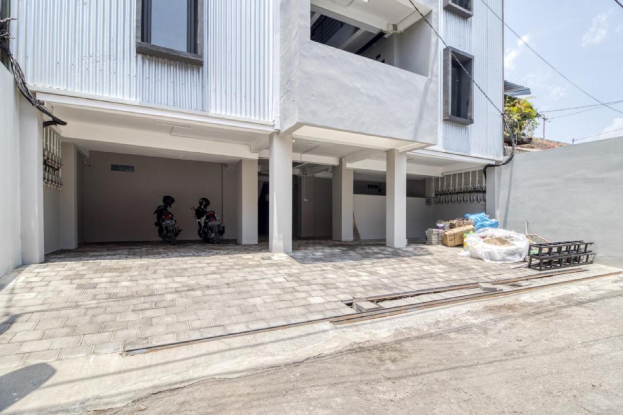 红多兹伊斯兰酒店-近日惹格拉利亚购物中心 外观 照片